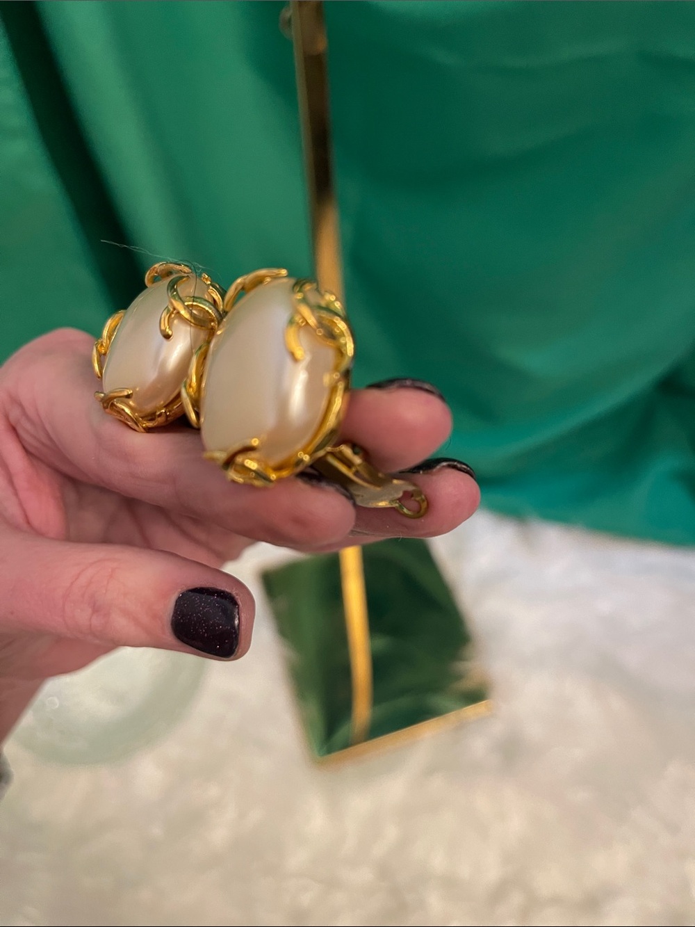 Vintage Chanel Large Mabe Pearl Filigree Rope Border Clip On Earrings- and bonus - Picture 3 of 12